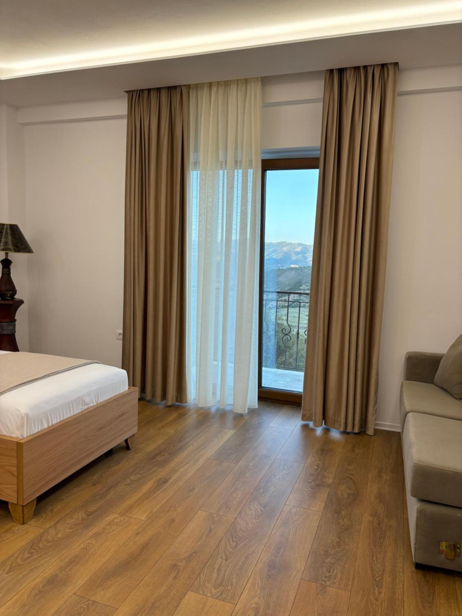 Gle-Alb Agrotourism Hotel Tepelene Exterior foto
