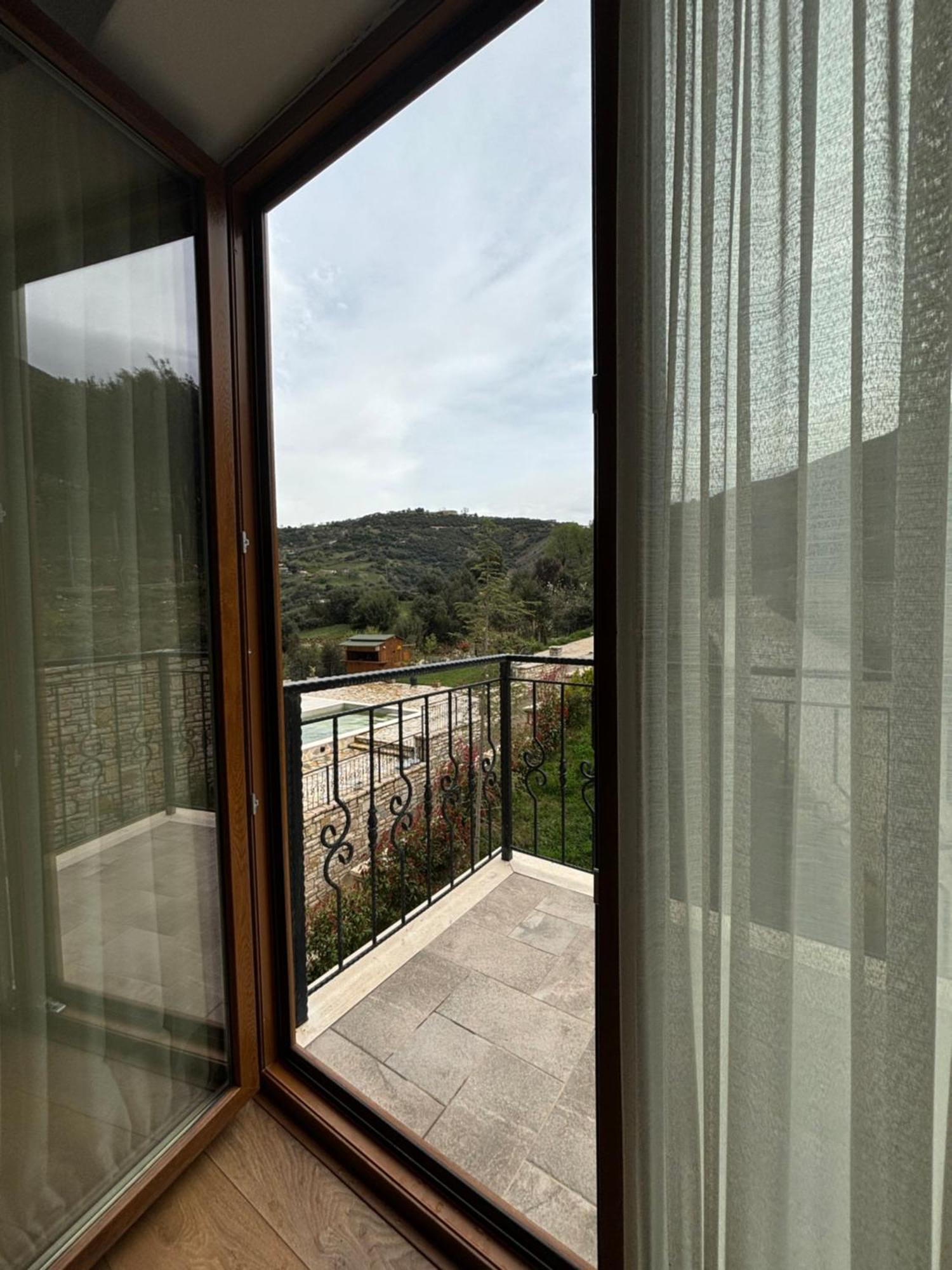 Gle-Alb Agrotourism Hotel Tepelene Exterior foto
