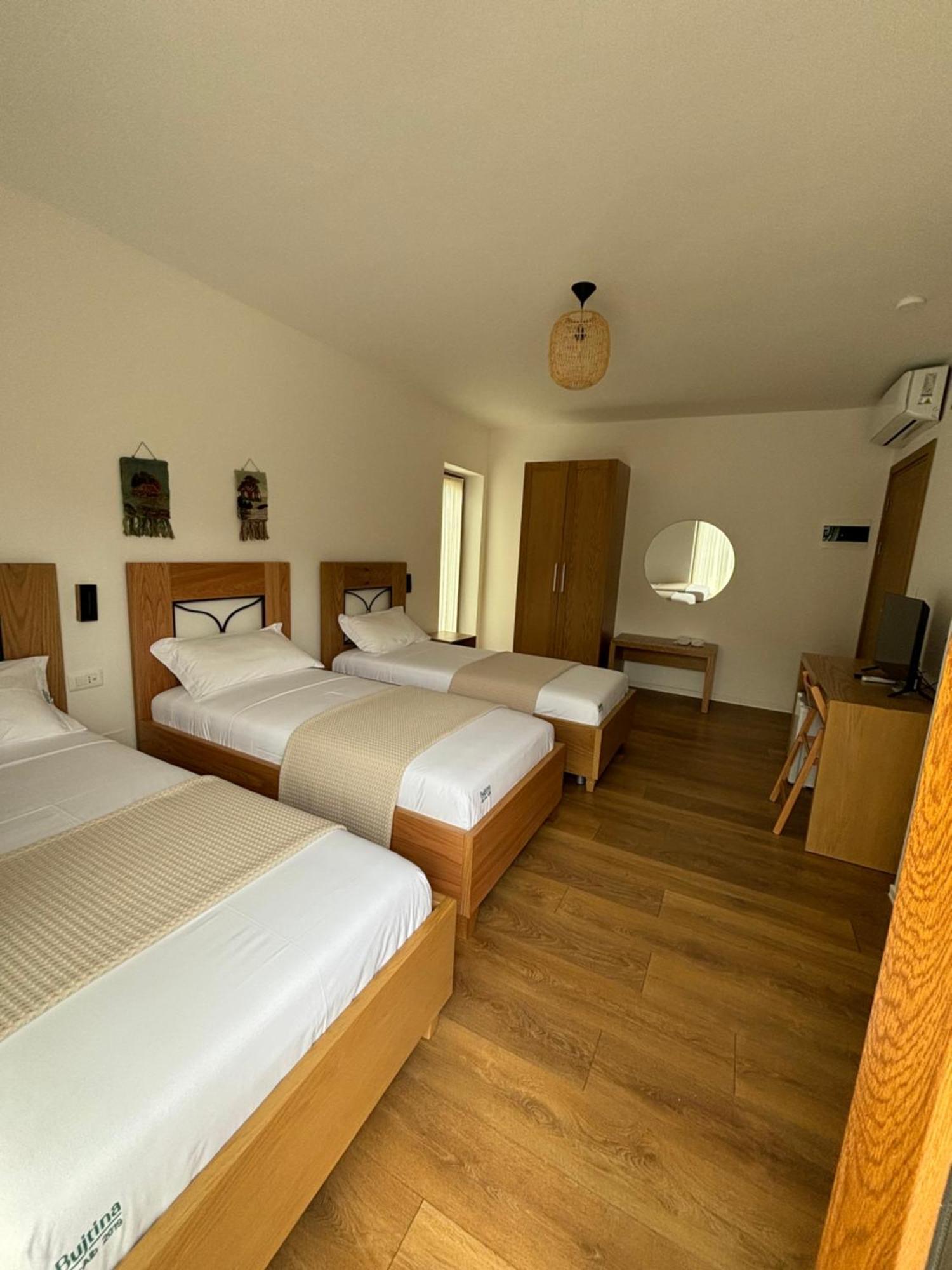 Gle-Alb Agrotourism Hotel Tepelene Exterior foto